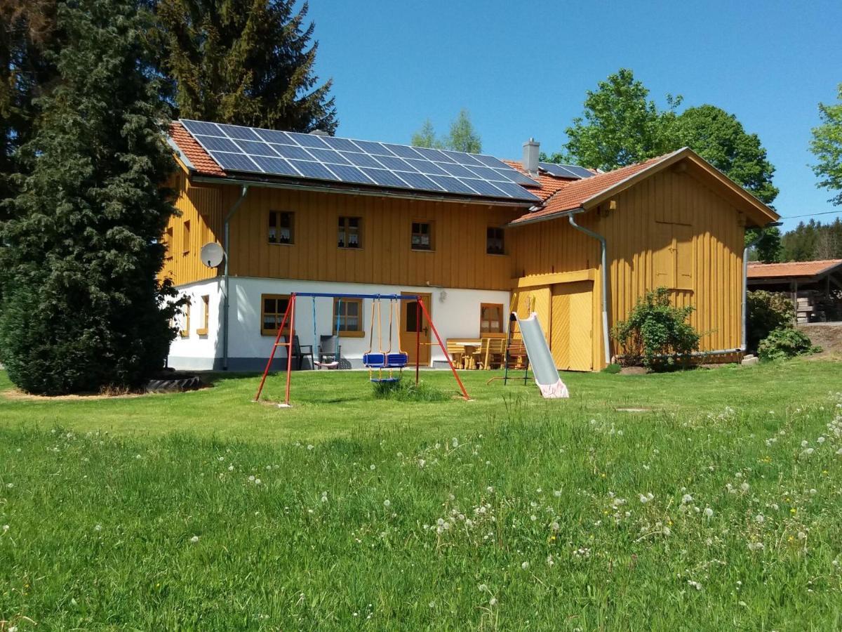 Lovely Holiday Home In Viechtach Near The Forest Exterior photo