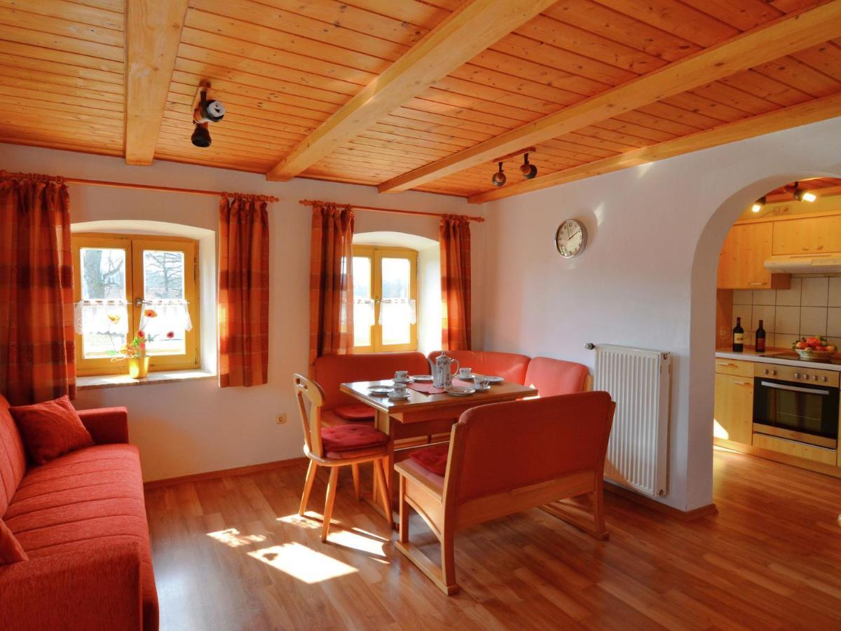 Lovely Holiday Home In Viechtach Near The Forest Exterior photo