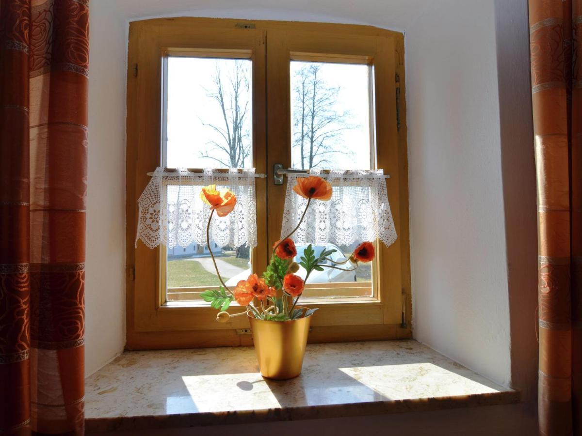 Lovely Holiday Home In Viechtach Near The Forest Exterior photo